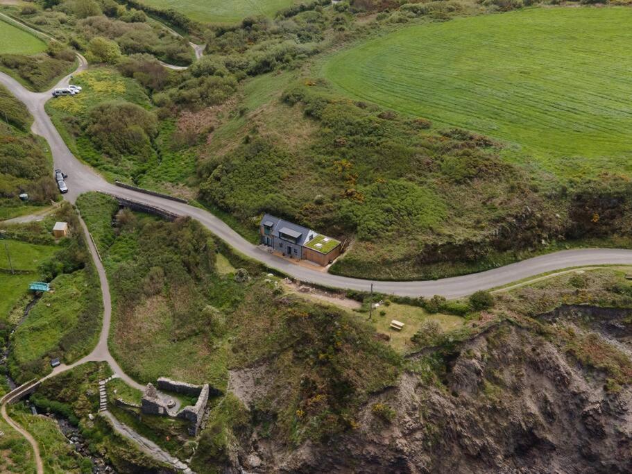 Cliff-Top Cottage On Coast Path W/Panoramic Views Trevine Luaran gambar