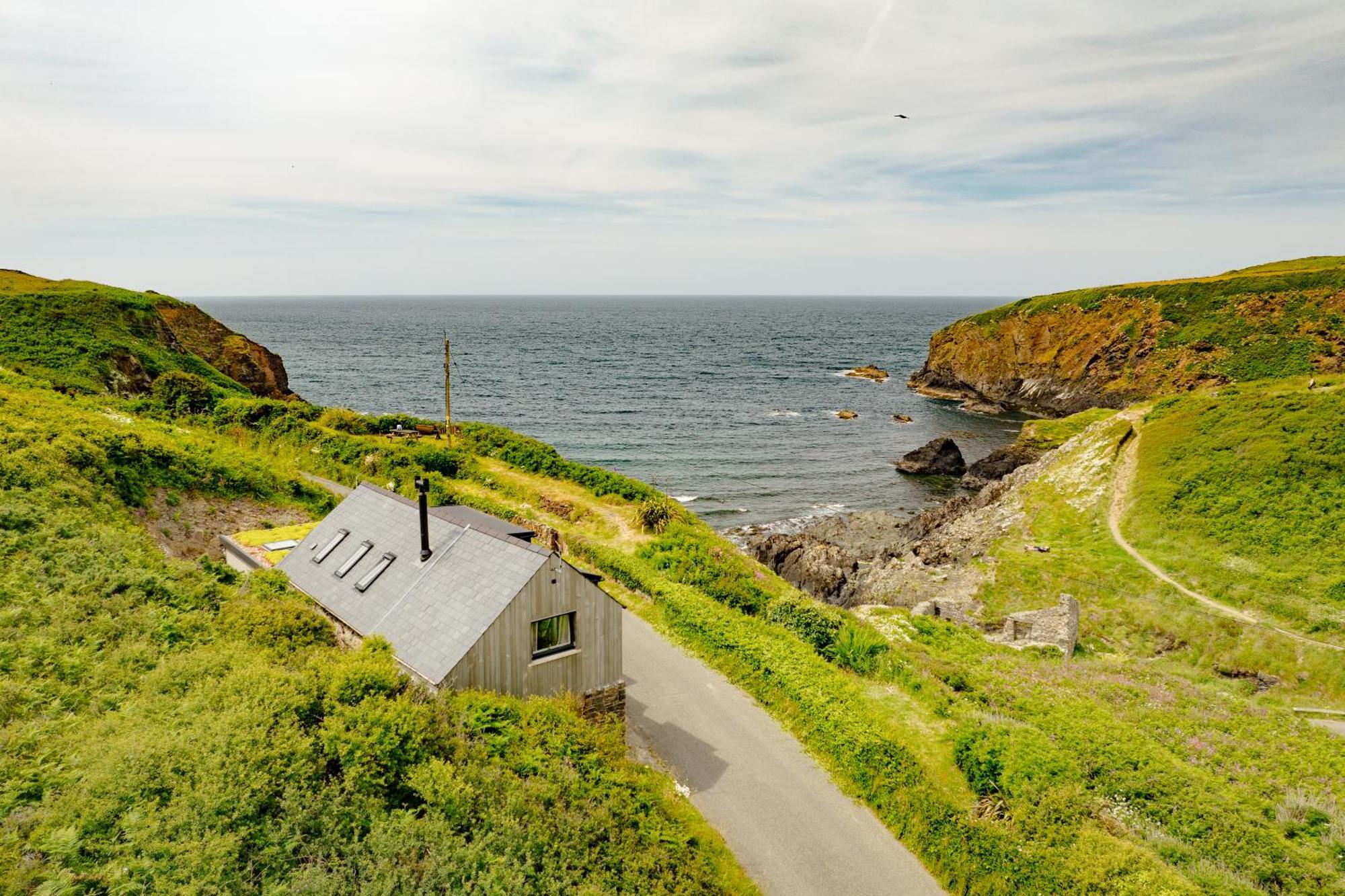 Cliff-Top Cottage On Coast Path W/Panoramic Views Trevine Luaran gambar