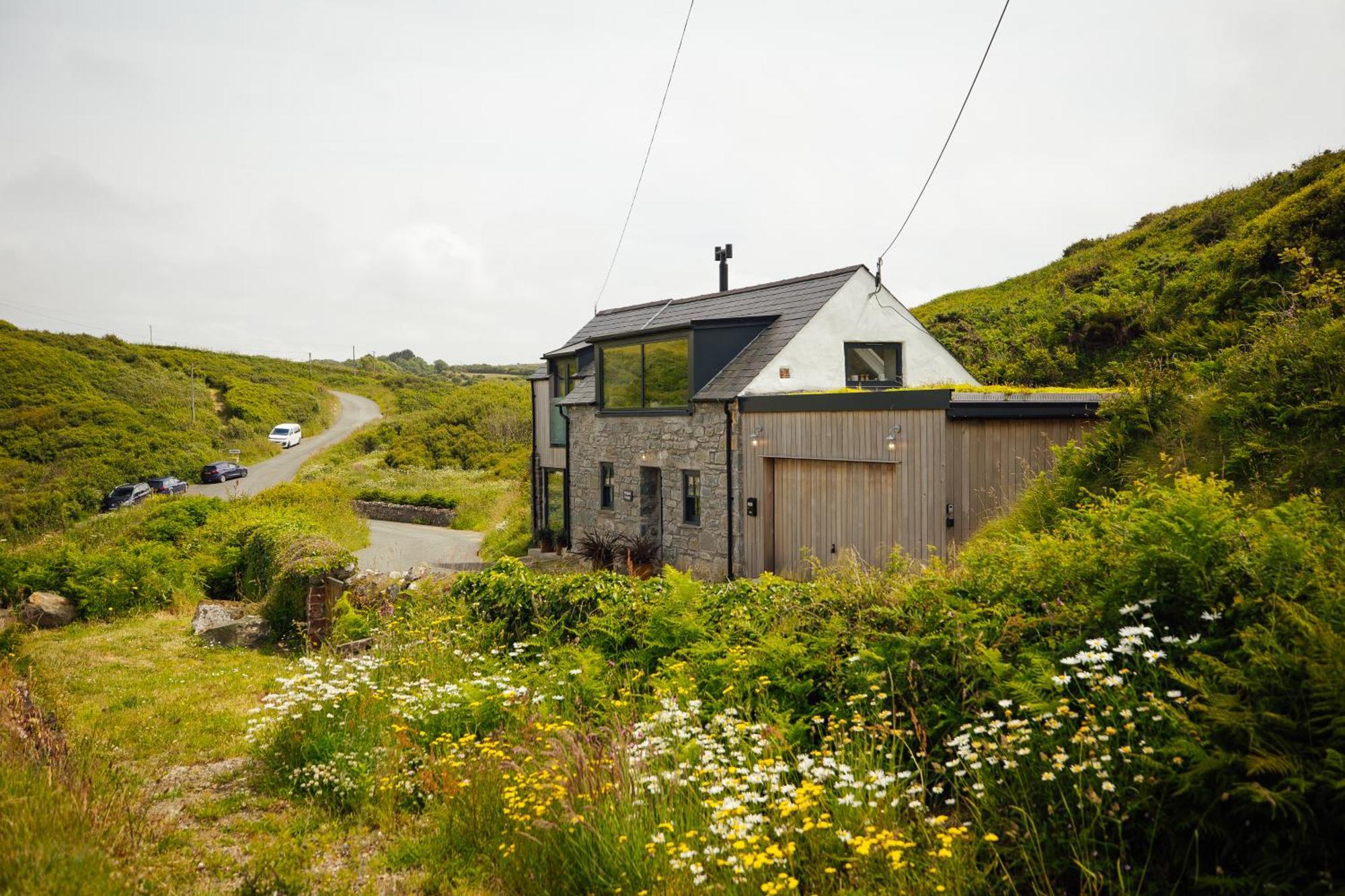 Cliff-Top Cottage On Coast Path W/Panoramic Views Trevine Luaran gambar