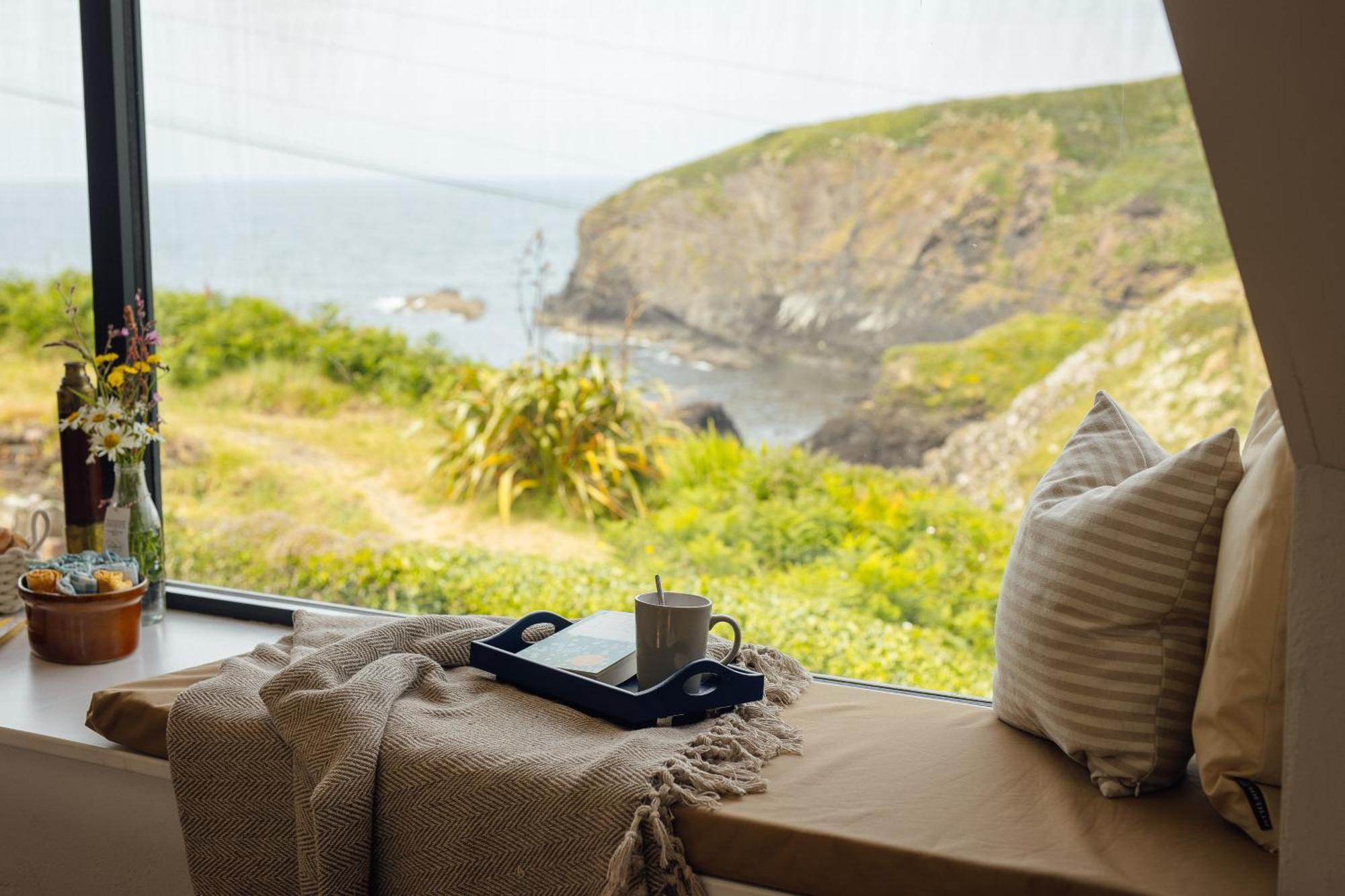 Cliff-Top Cottage On Coast Path W/Panoramic Views Trevine Luaran gambar