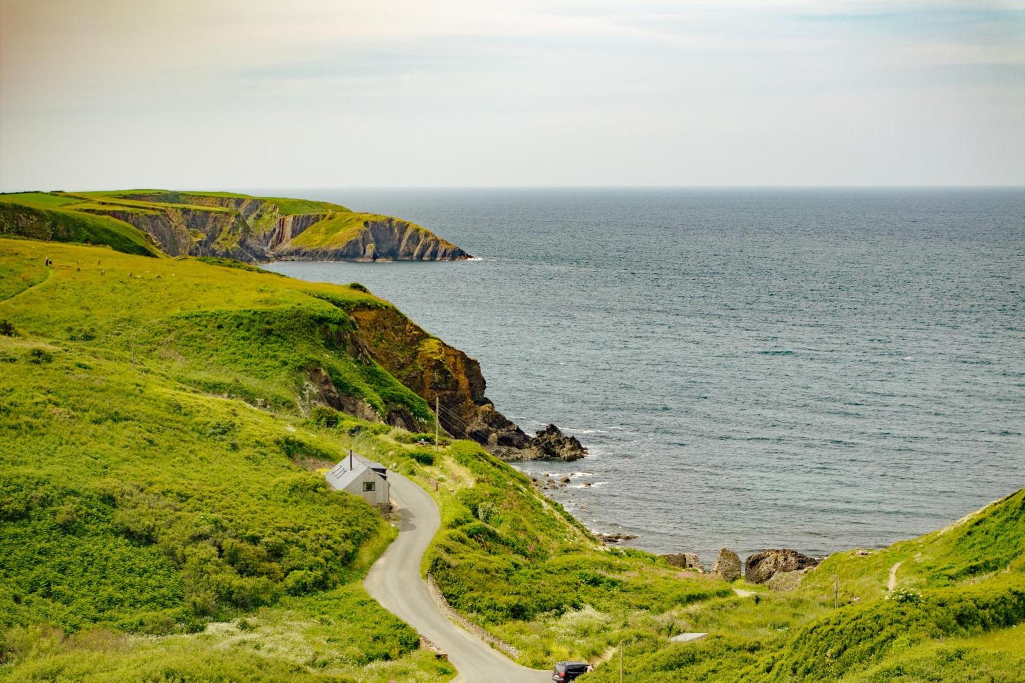 Cliff-Top Cottage On Coast Path W/Panoramic Views Trevine Luaran gambar
