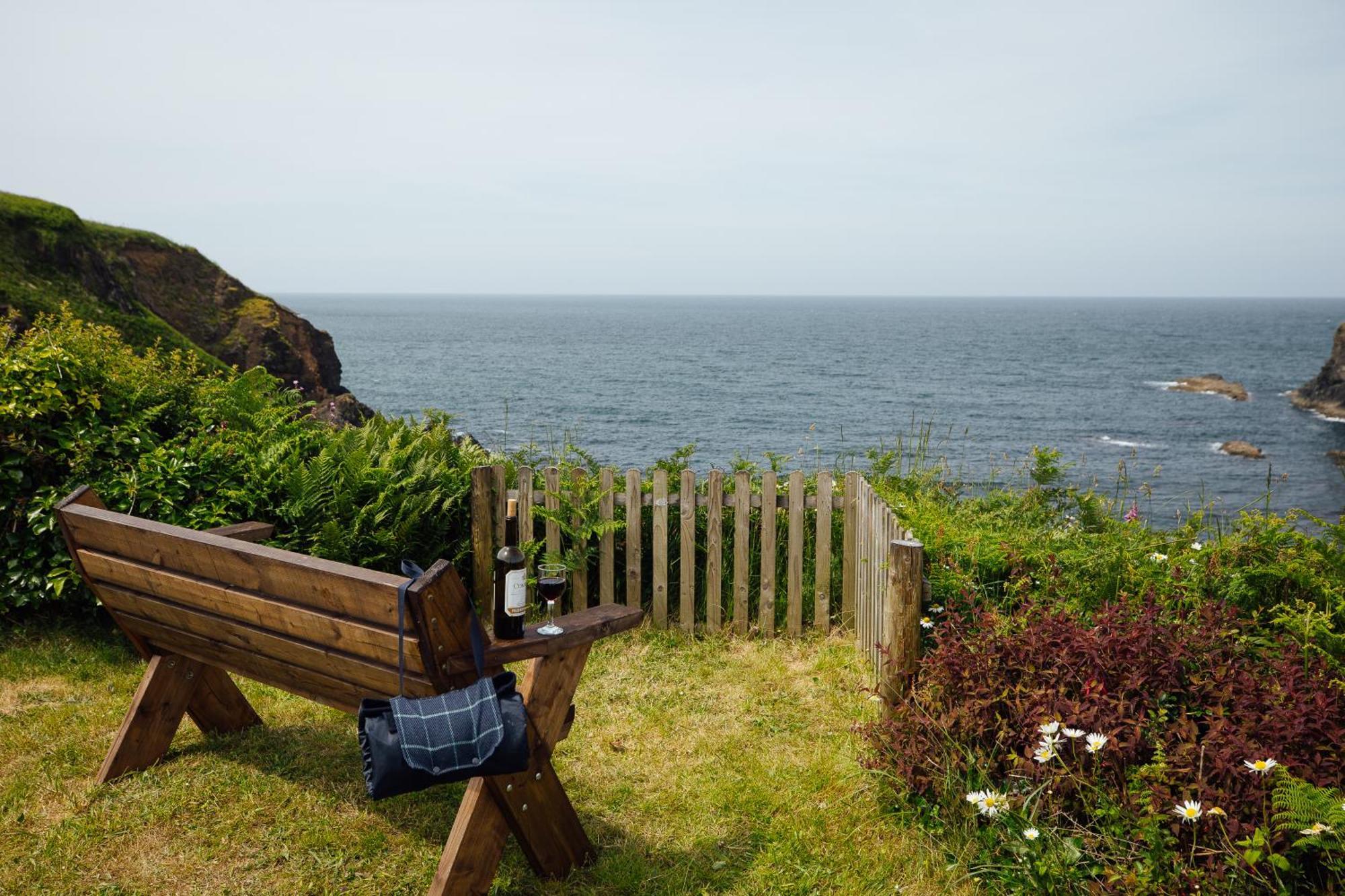 Cliff-Top Cottage On Coast Path W/Panoramic Views Trevine Luaran gambar